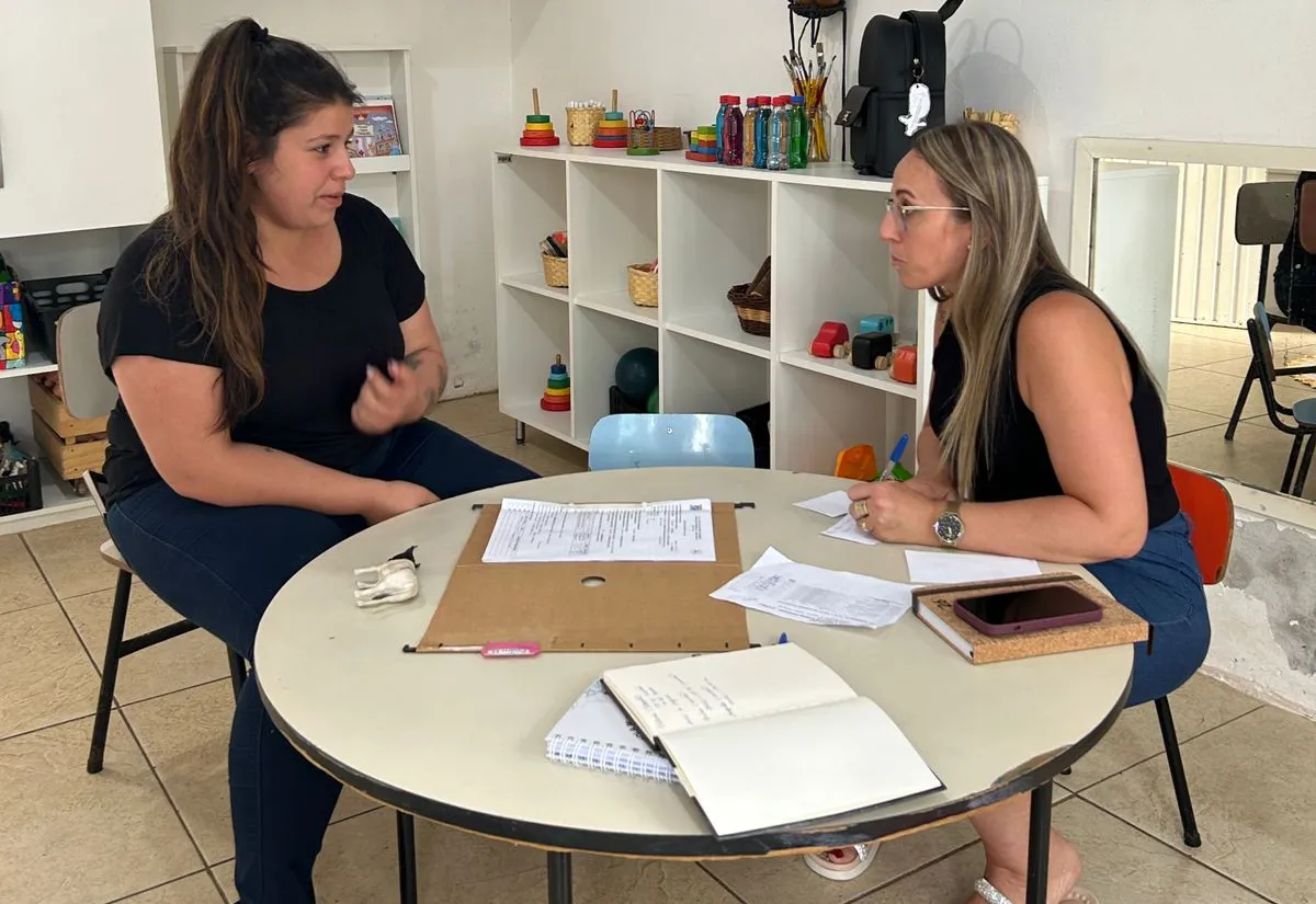 Escolas municipais promovem conversas com famílias do berçário e maternal