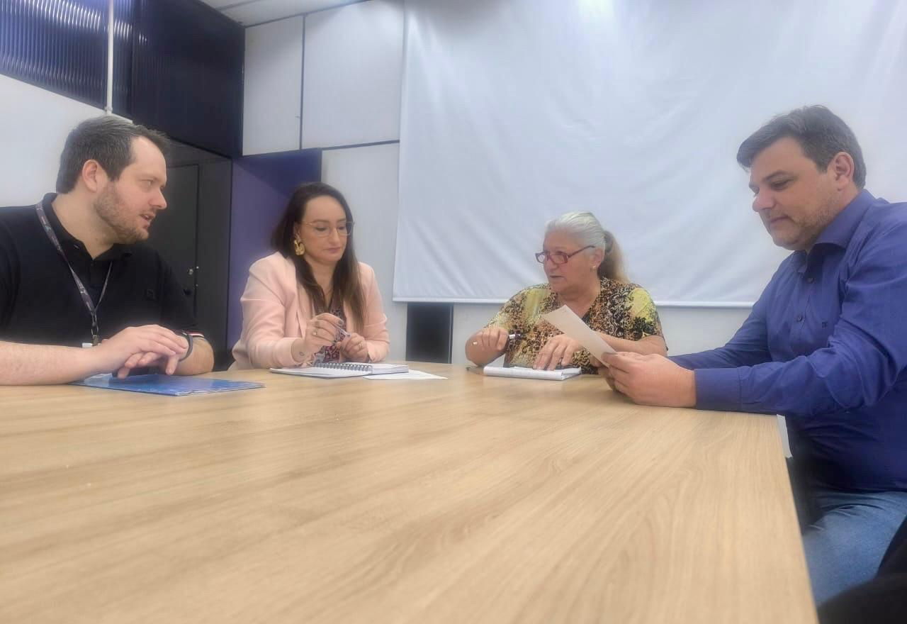 Equipe do Qualifica + Ijuí esteve reunida nesta semana, para alinhamentos e análises de propostas recebidas na oferta de novos cursos à comunidade