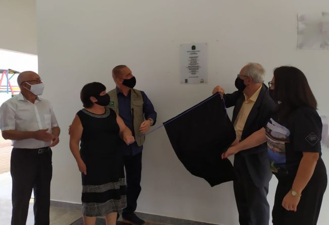 Prefeito e ministro da Cidadania entregam Estação Cidadania à comunidade