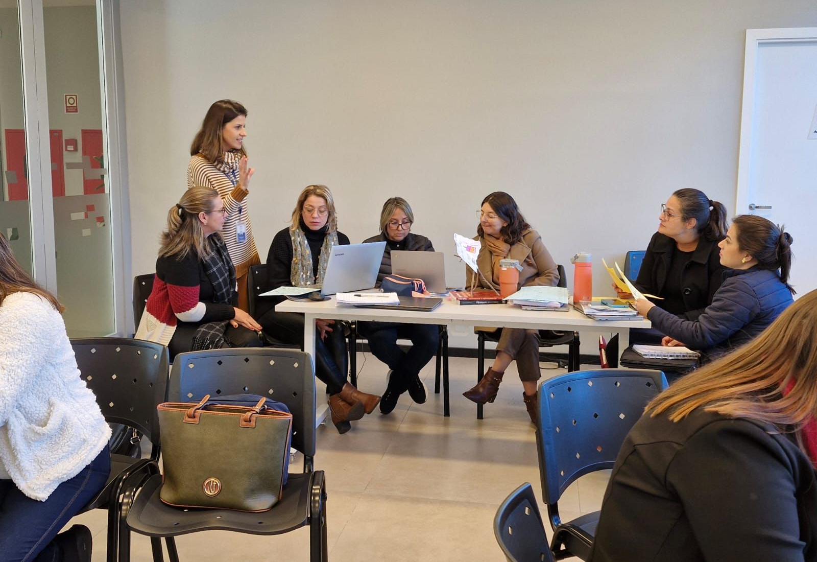 Professores alfabetizadores da Rede Municipal de Ensino participam de formações voltadas ao ciclo de alfabetização