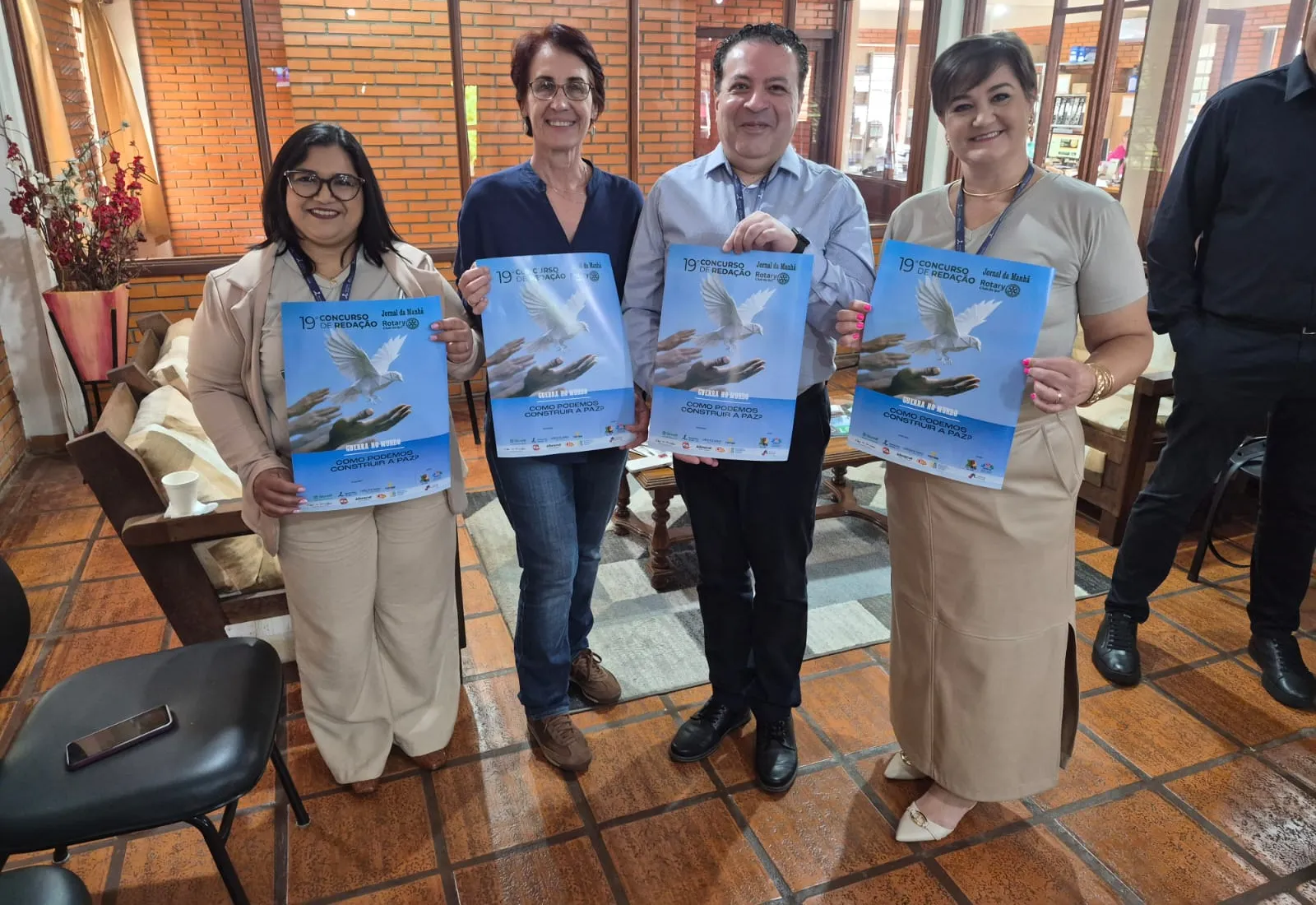 SMEd participa do lançamento do 19º Concurso de Redação do Jornal da Manhã e Rotary Club de Ijuí