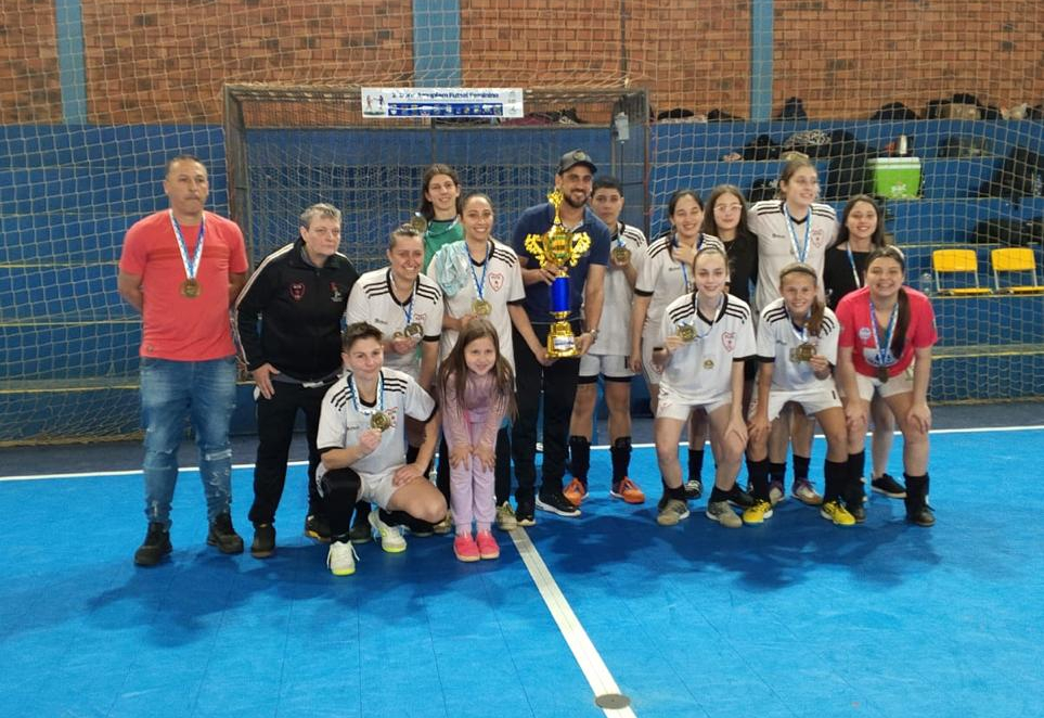 Equipe de Ijuí vence a 2ª Copa Amuplam de Futsal Feminno