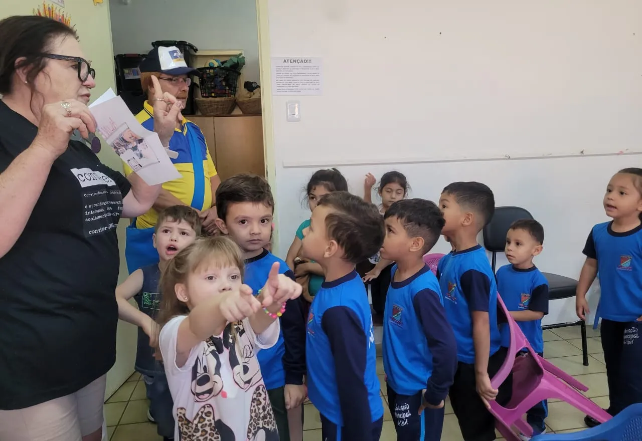 EMI Alvorada e EMF Deolinda Barufaldi realizam vivência pedagógica para a transição do Maternal II à Pré-escola