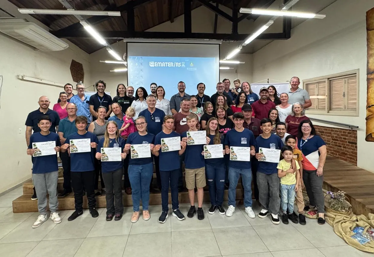 Juventude no Campo: Ijuí Celebra Formatura do Jovem Empreendedor Rural