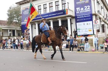 Foto - Desfile 20 de Setembro