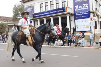 Foto - Desfile 20 de Setembro