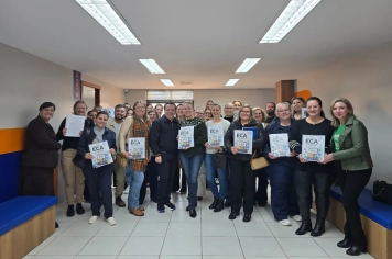 Diretores da rede municipal participam de reunião sobre ECA Digital e gestão escolar