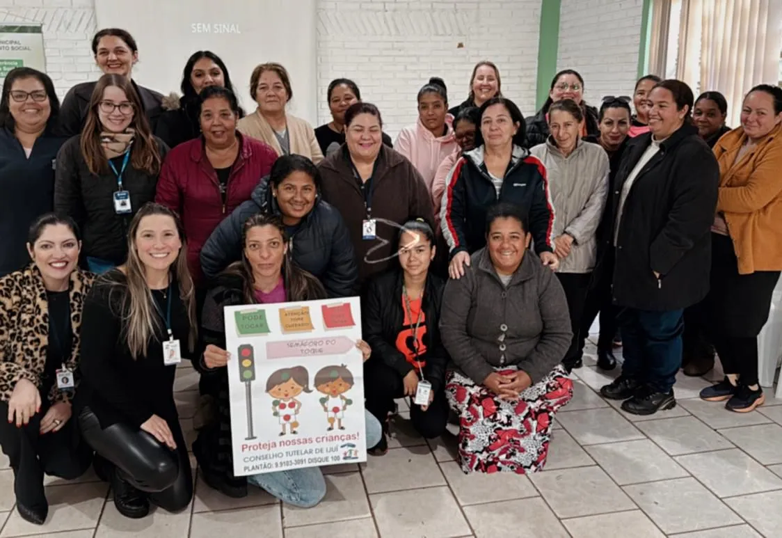 Reunião aborda atividades alusivas ao Maio Laranja