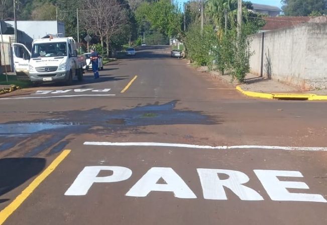 Smodutran realiza sinalização nas vias do município