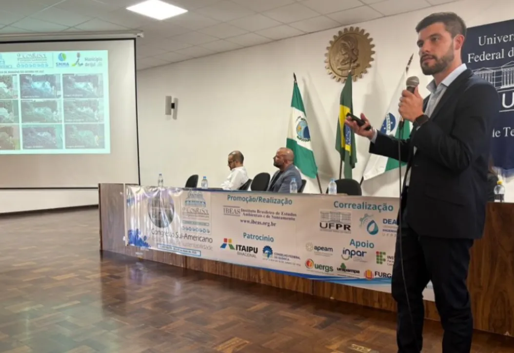 Secretário Yuri Pilissão representou Ijuí em congresso no Paraná