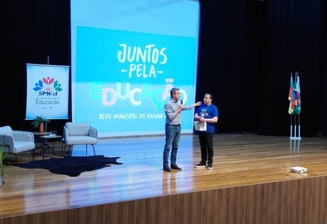 Smed promove encontro com equipes diretivas da Rede Municipal de Ensino