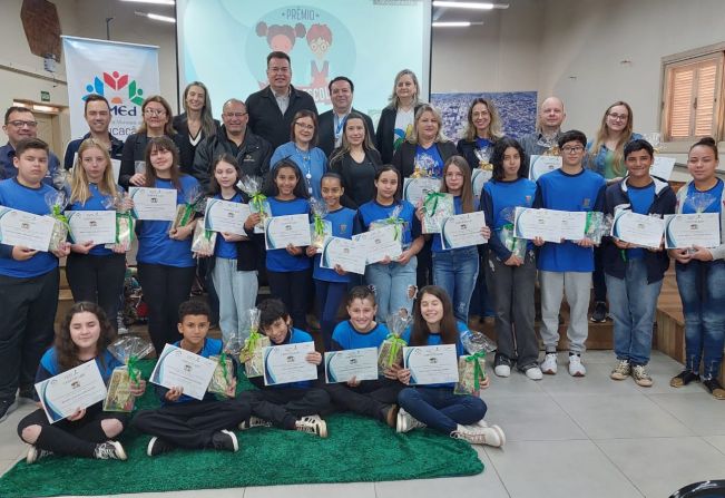 Alunos são premiados pelo Projeto MPT na Escola 2023 