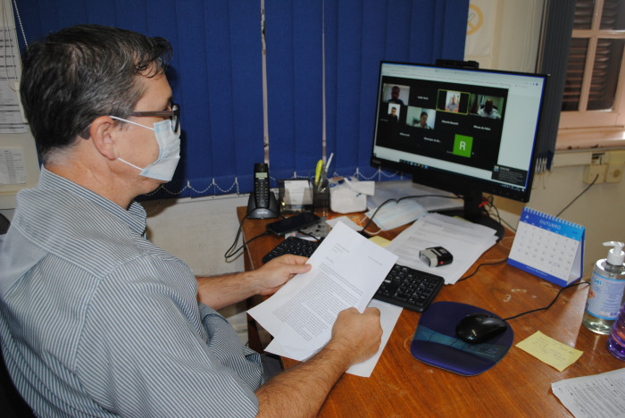 Amuplam decide por não retornar as aulas presenciais na rede municipal em 2020